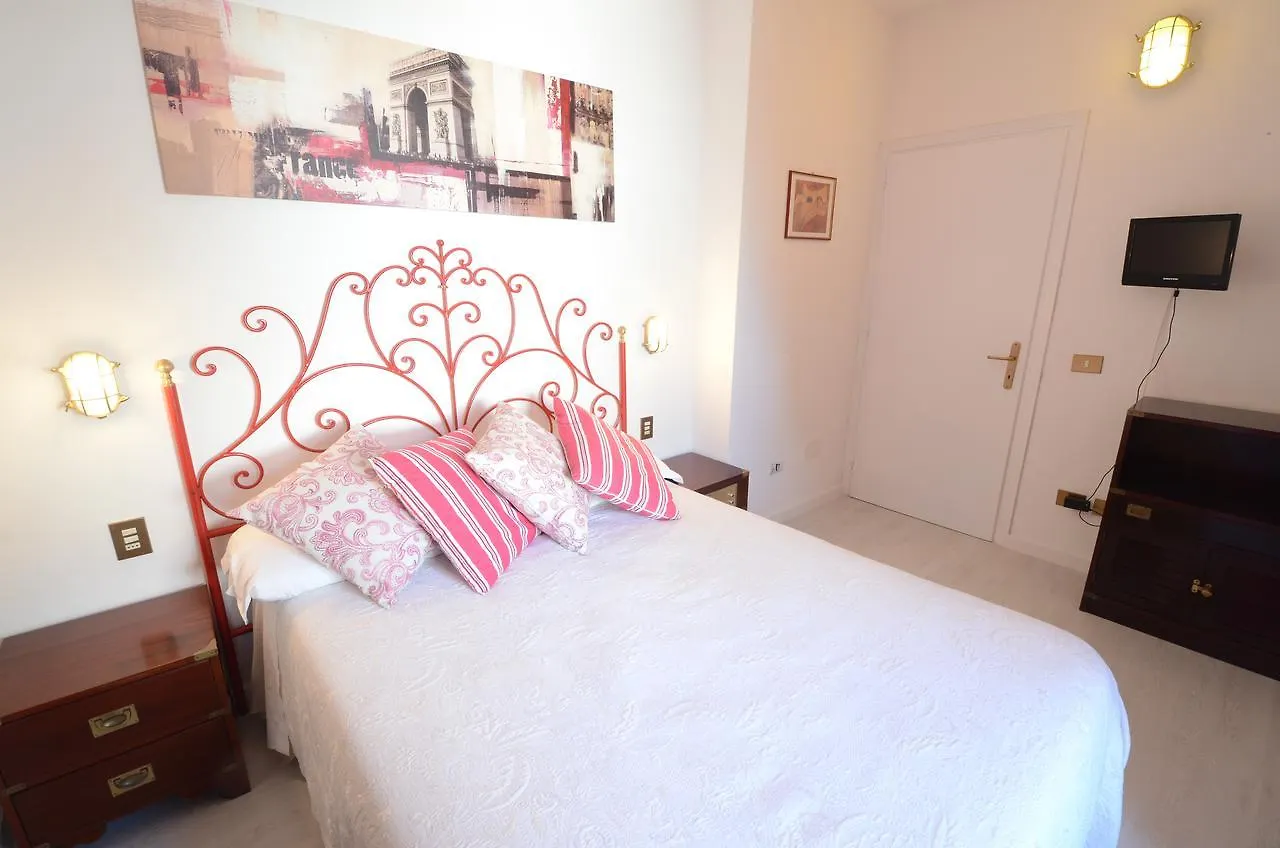 Il Saracino Boutique Suites Capraia